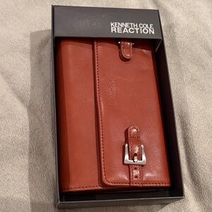Kenneth Cole Reaction Brick Red Wallet